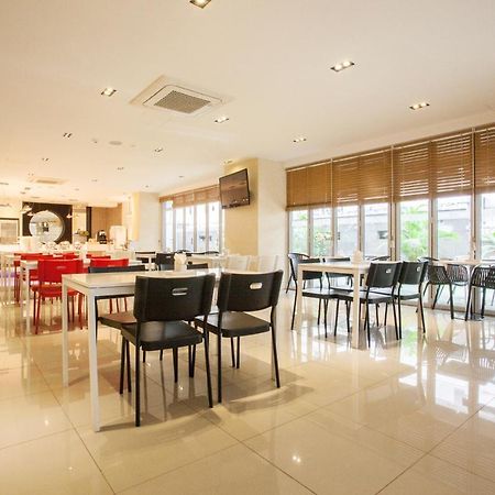 Suwon Reve Hotel Buitenkant foto