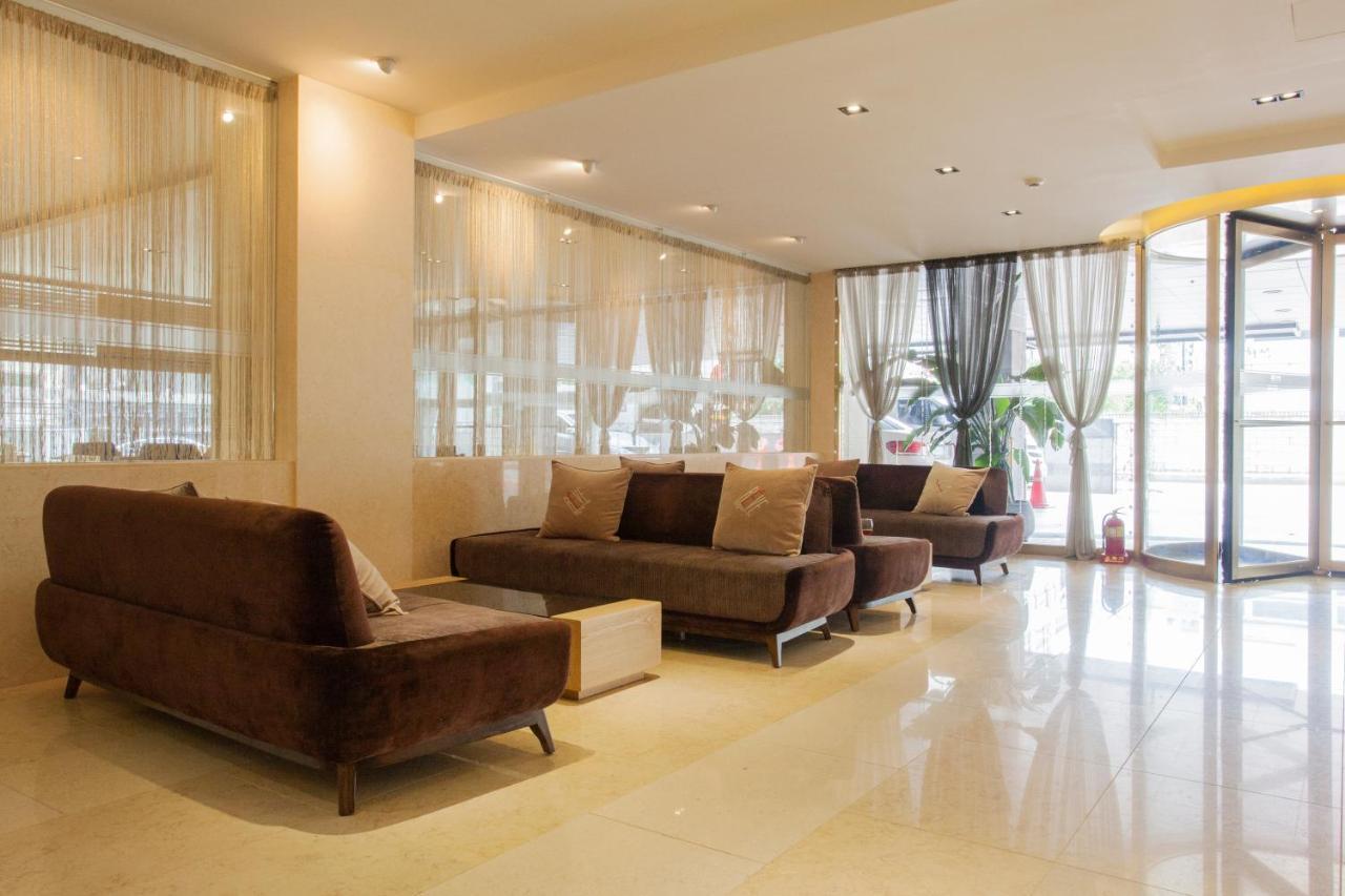 Suwon Reve Hotel Buitenkant foto