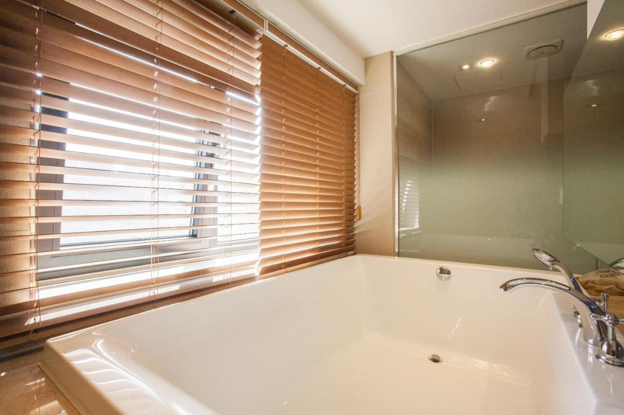 Suwon Reve Hotel Buitenkant foto