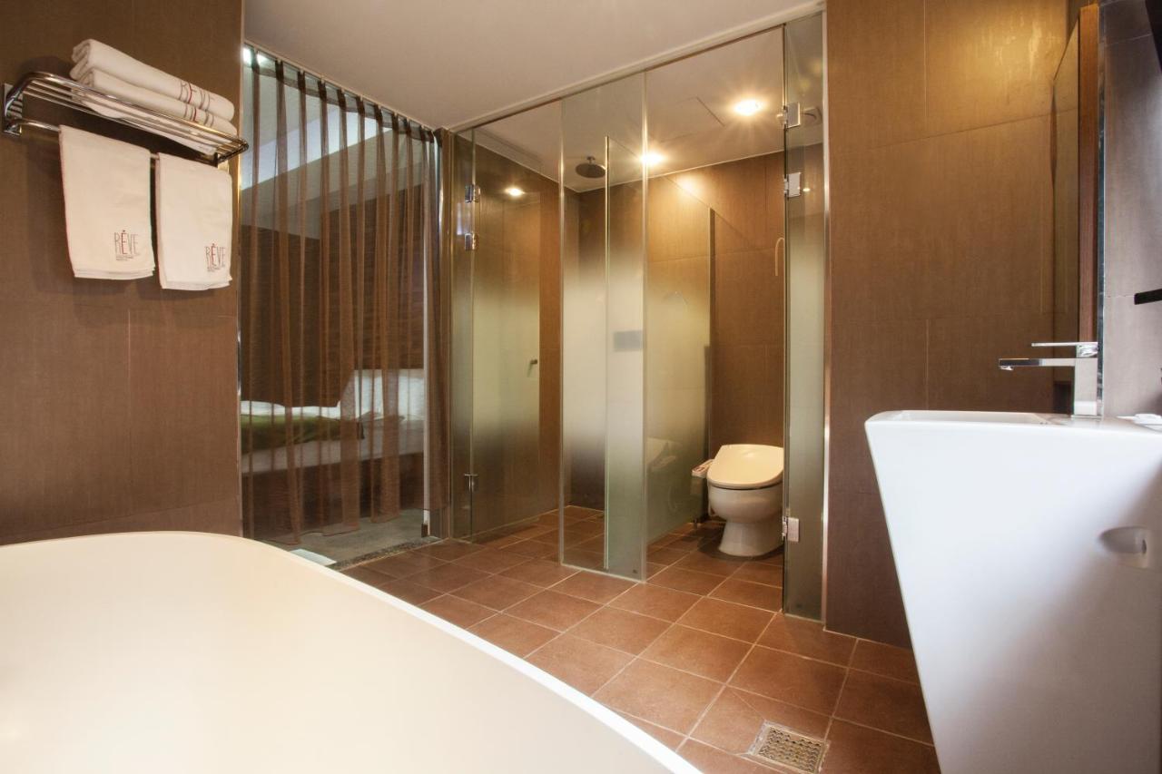 Suwon Reve Hotel Buitenkant foto