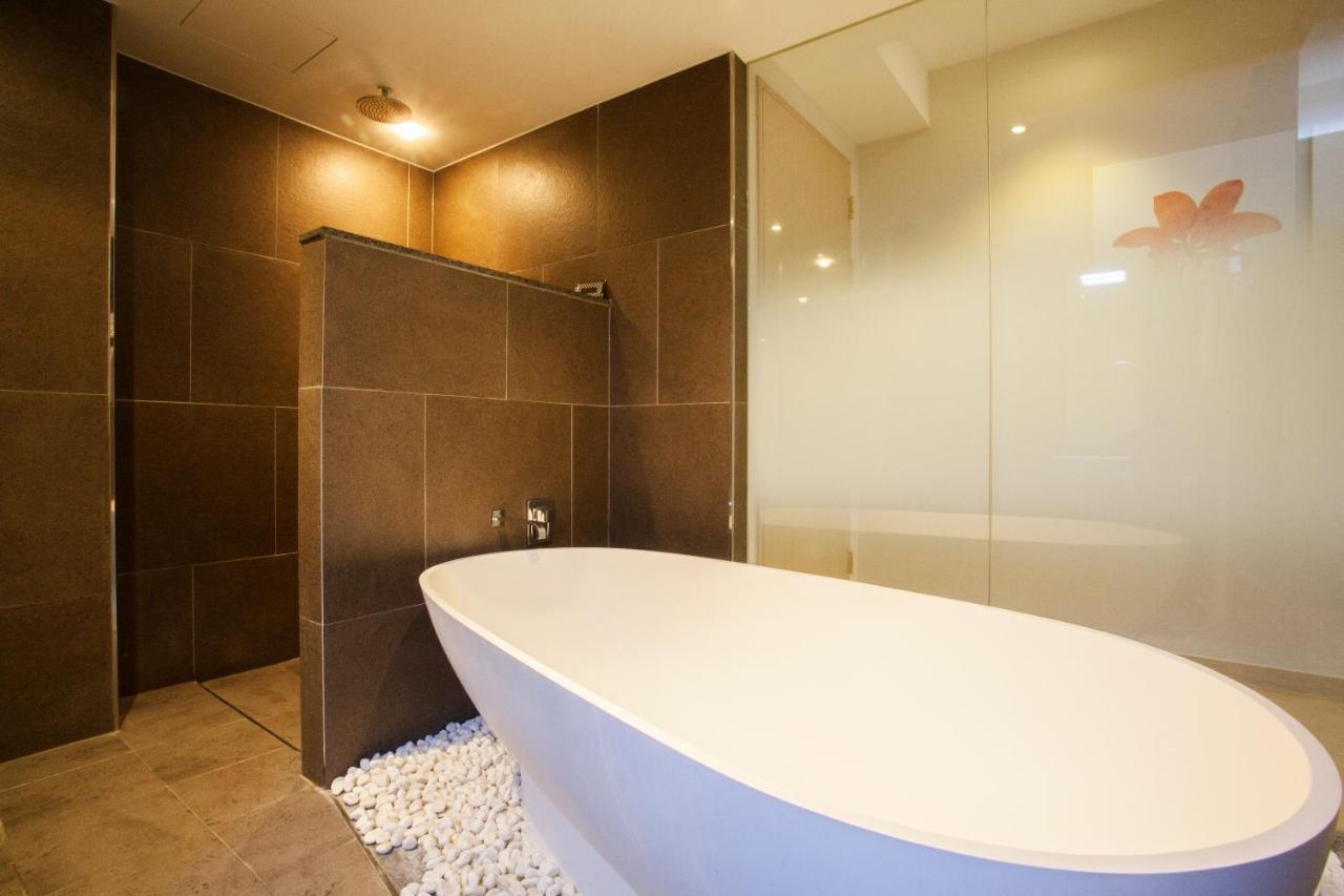 Suwon Reve Hotel Buitenkant foto