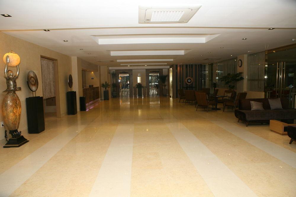 Suwon Reve Hotel Buitenkant foto